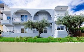 Aleanna Cozy Luxury Apartments